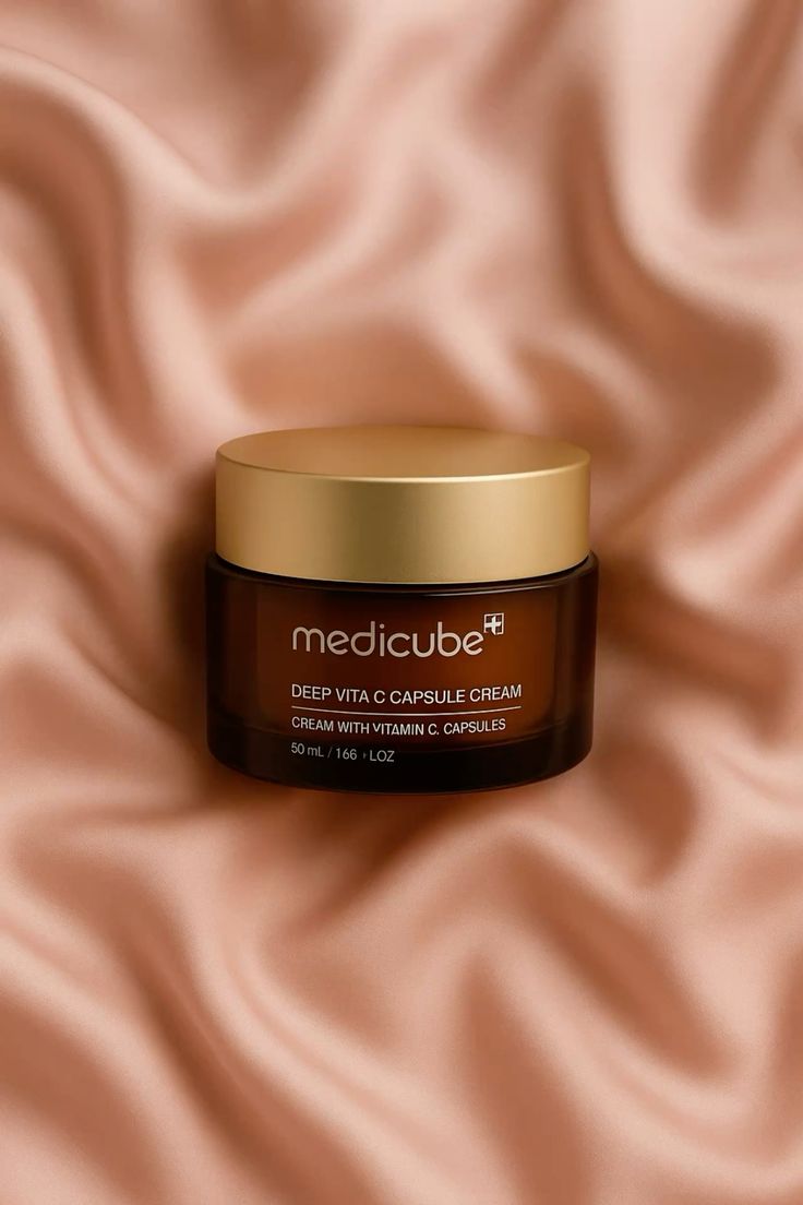 Medicube Deep Vita C Capsule Cream – Brightening & Radiance Booster